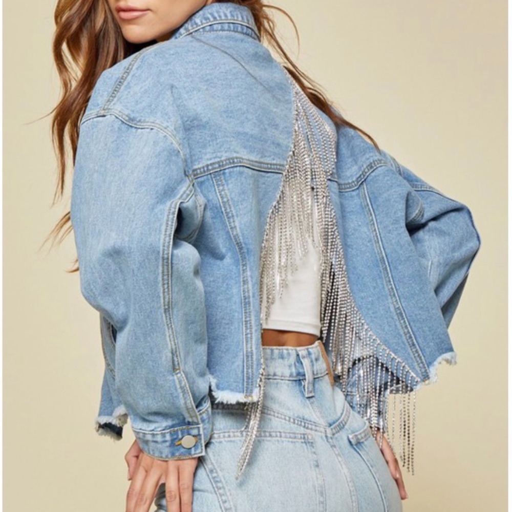 Rhinestone Jean Jacket! NWT! S-L Don’t miss out on these!🔥😍